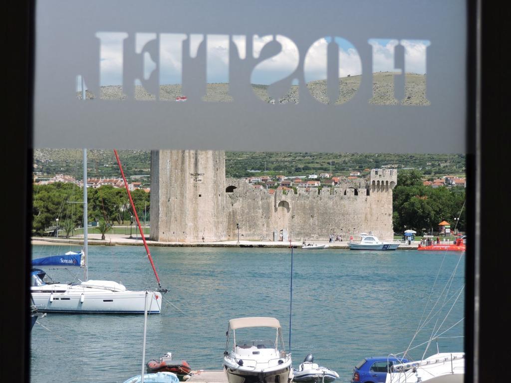 Hostel Marina Τρογκίρ Δωμάτιο φωτογραφία