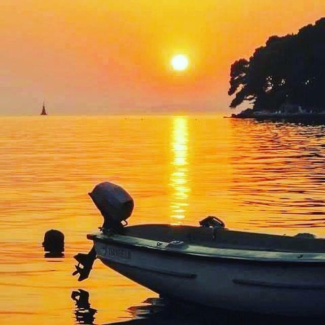 Hostel Marina Τρογκίρ Εξωτερικό φωτογραφία