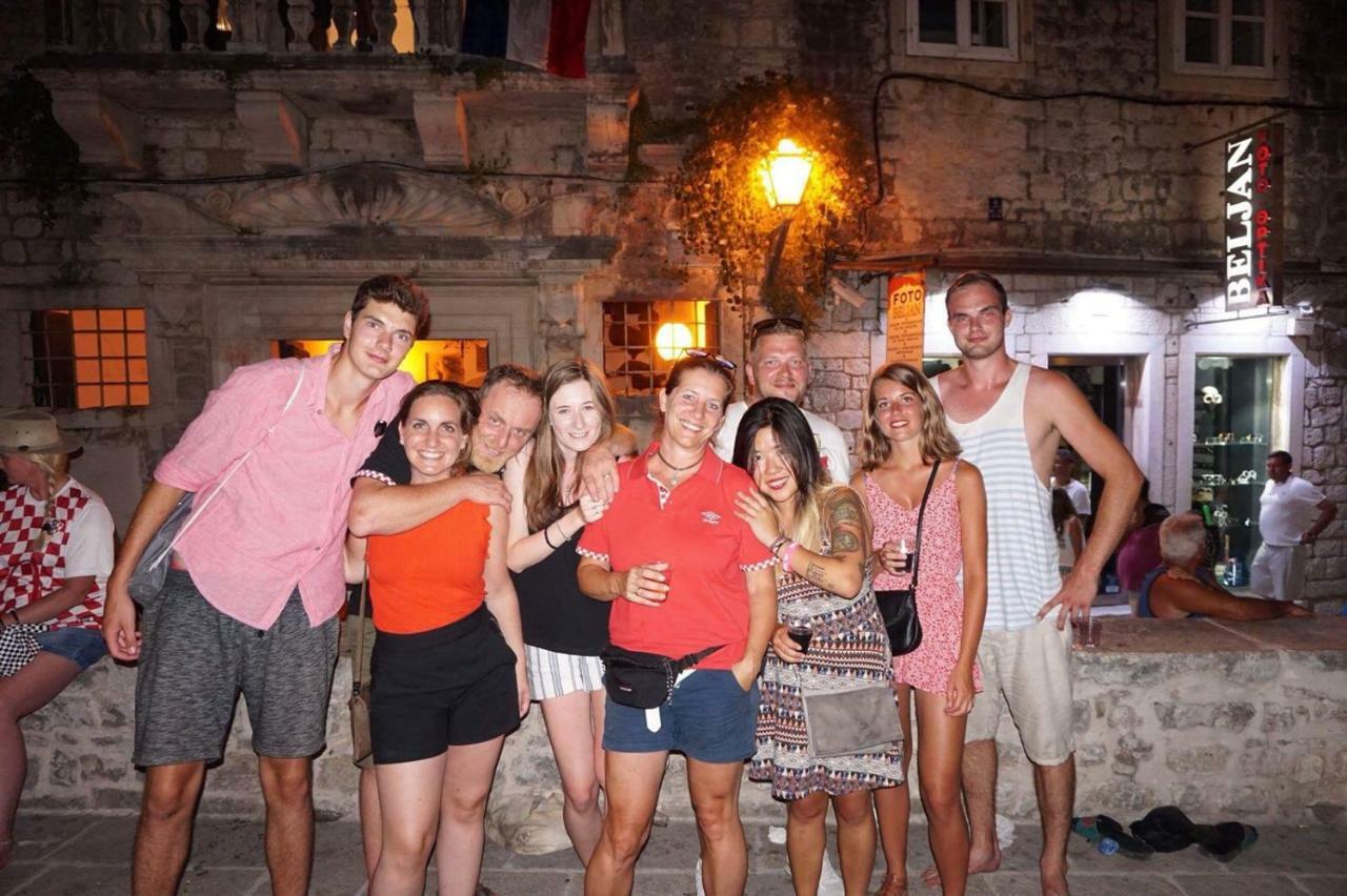 Hostel Marina Τρογκίρ Εξωτερικό φωτογραφία